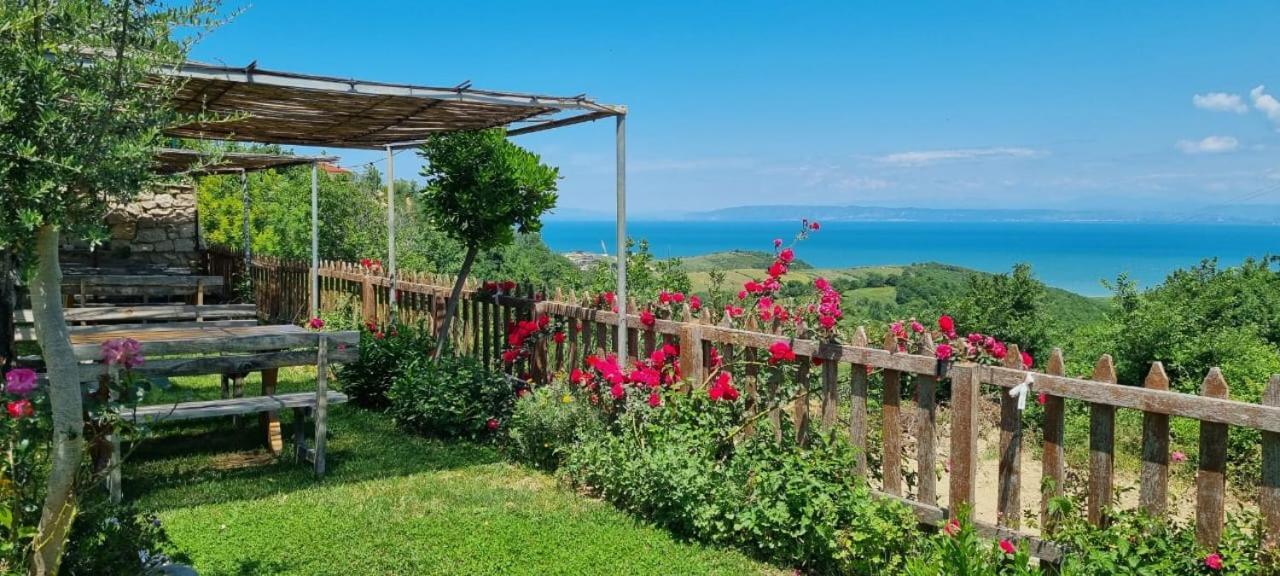 Hotel Restorant Olti Shetaj Exteriör bild